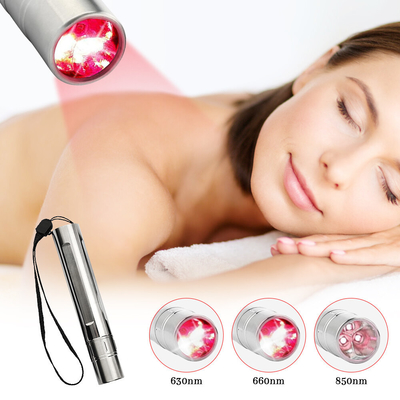 kopen Draagbare het Flitslicht850nm Handbediende Medische Lamp 630nm 660nm van de Rood lichttherapie online vervaardiging